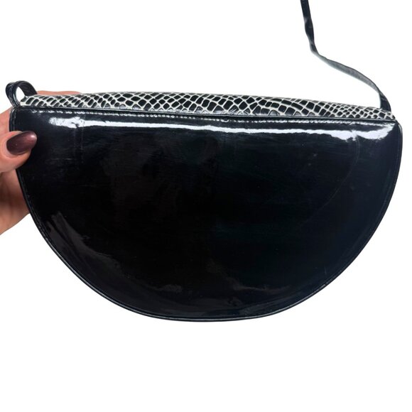 Vintage Black & White Half-Moon Shoulder Bag – Leather Croc Emboss - Made in USA - Picture 11 of 15